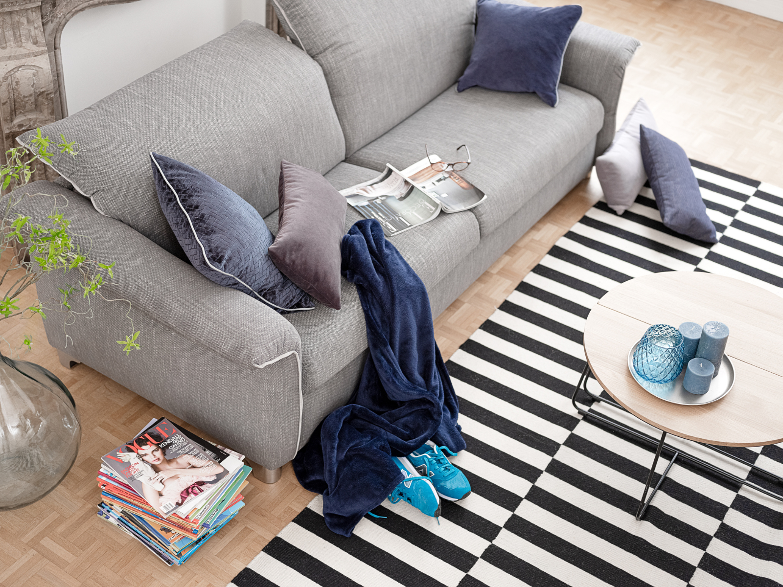 GALAXIO_20 Graues Schlafsofa